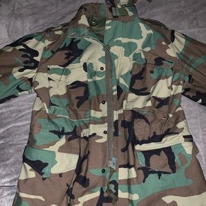 Camuflaje US Military jacket NWOT